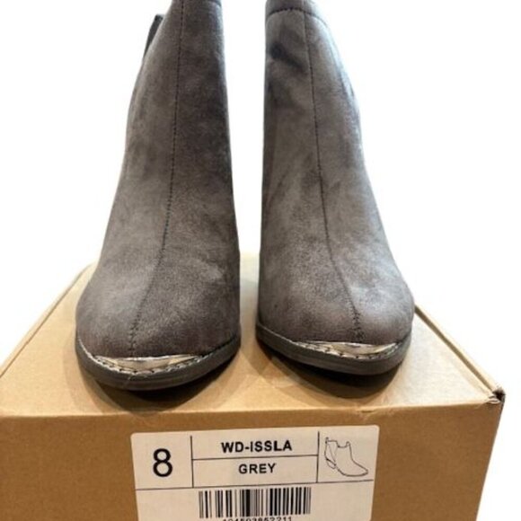 Journee Collection “Issla” Western Bootie in Grey with Silver Metal Accents - Picture 7 of 10